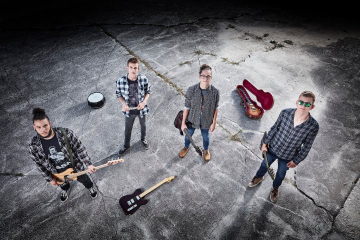 per-band-250719-20798-72dpi-1578418774100