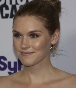 915px-emily_rose_2013