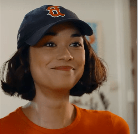 Loryn Nounay (re)dévoile&nbsp; ses talents&nbsp; pour la chanson dans un post dédié à l&rsquo;amitié