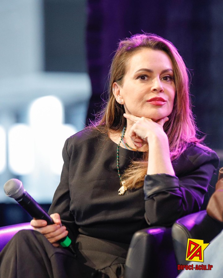 alyssa Milano Paris Manga Mars 2025