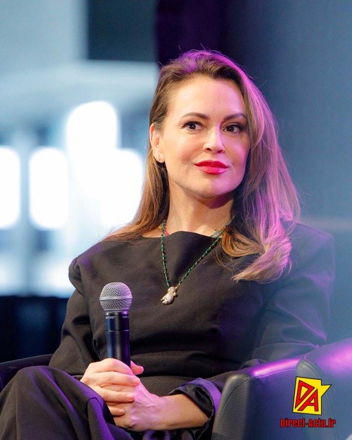 alyssa Milano Paris Manga Mars 2025