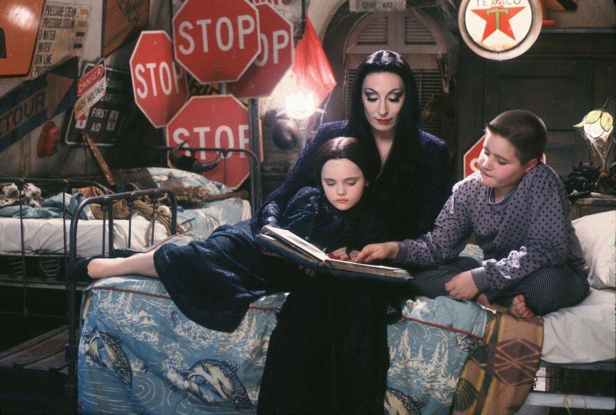 La famille Addams revient au cinéma dans sa version d&rsquo;origine !