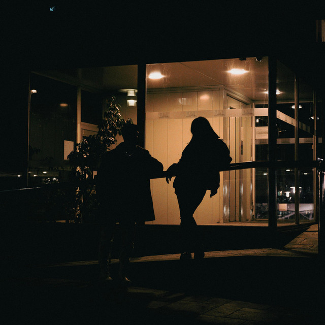 Marie B’ and the Raccoon – Six Feet Under