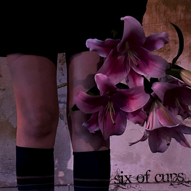 Bare Knees (feat Slicr) – Six Of Cups